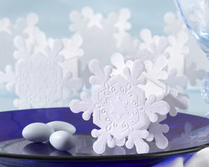 Embossed Elegance Snowflake Favor Box (Set of 24)