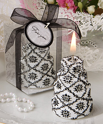 Darling damask design cake candles