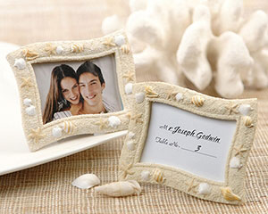 'Seaside Sand' and Shell Placecard Holder