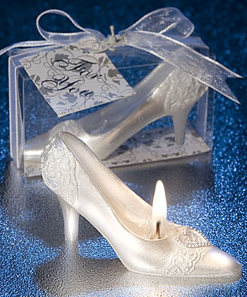 Fairytale shoe wedding favor