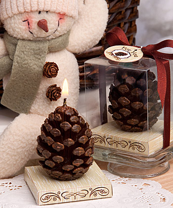 Pine cone design candles