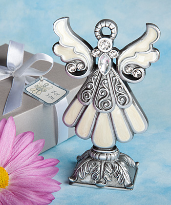 Distinctive angel statues