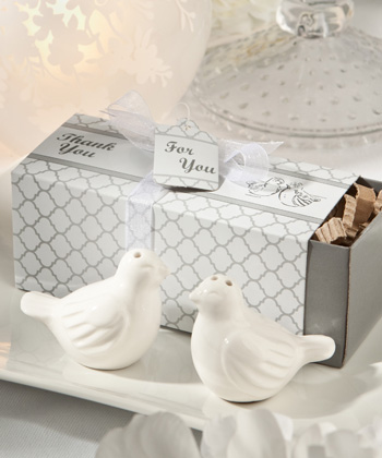 Lovebird salt and pepper shakers