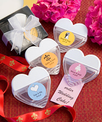 Personalized Expressions Collection heart shaped magnetic memo clip favors